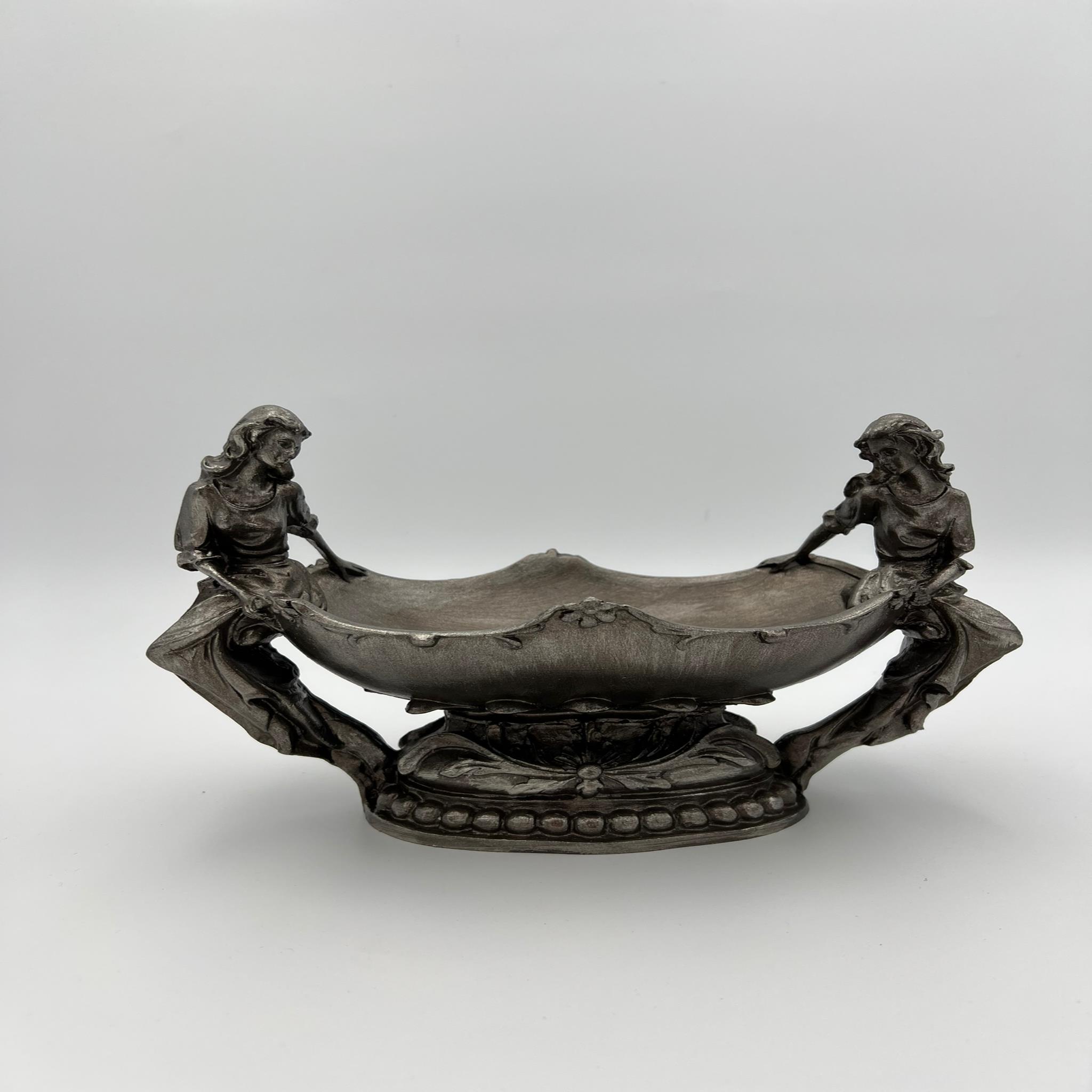 Dekoratif kadın figürü resmi