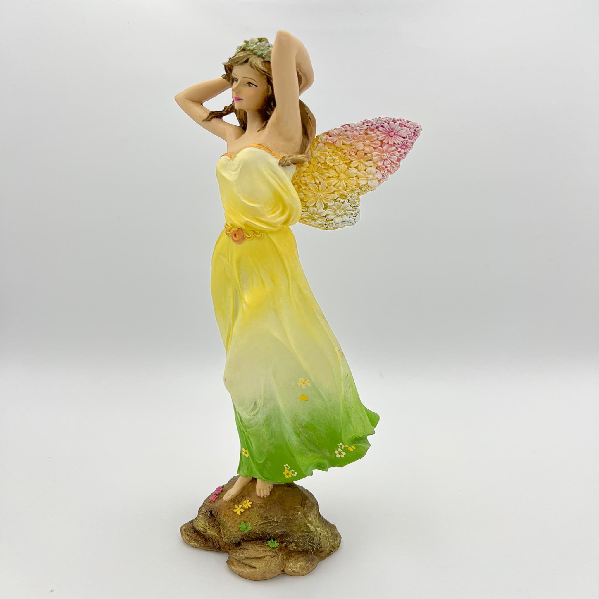 Melek kanatlı figür obje resmi