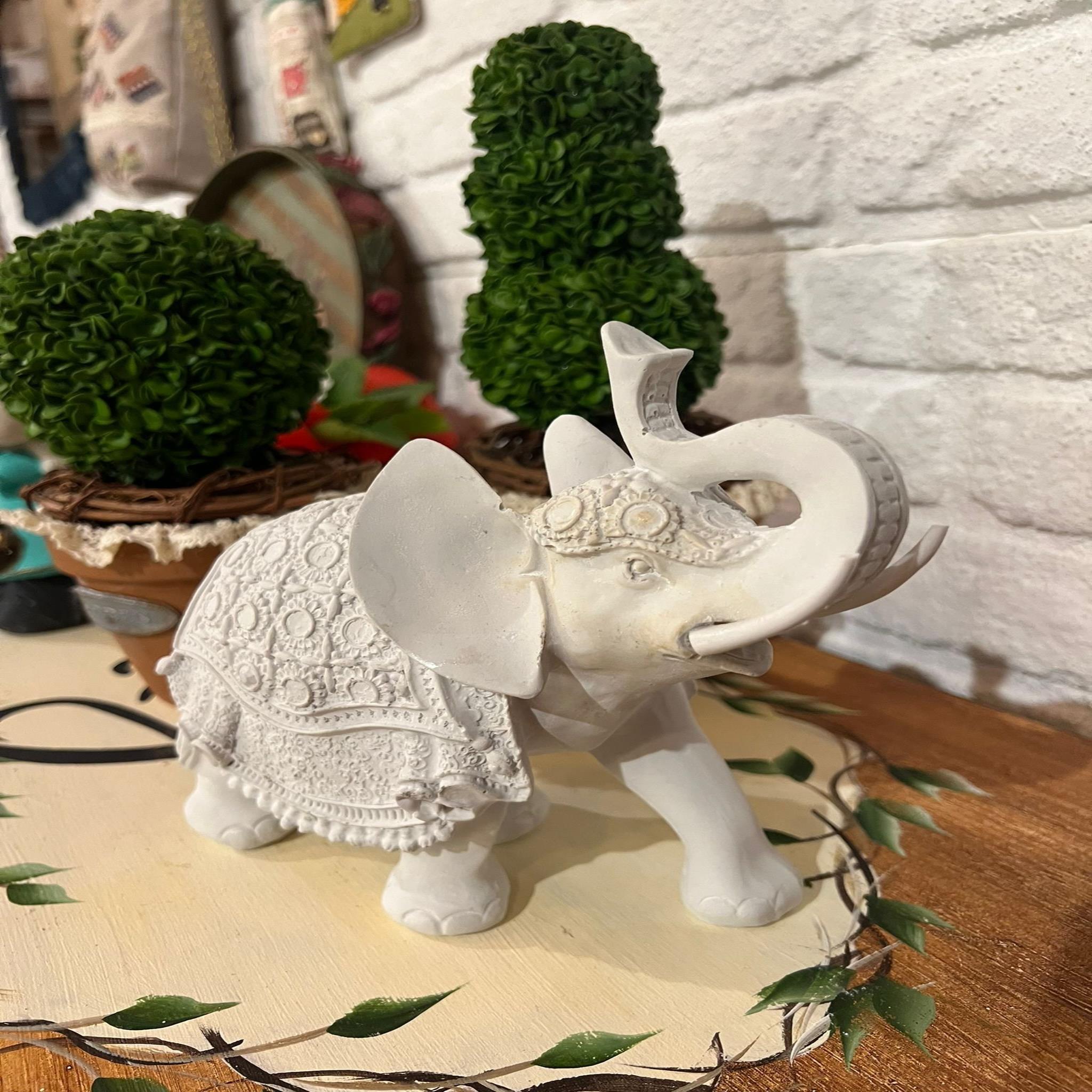 İşlemeli Fil Ham Polyester resmi